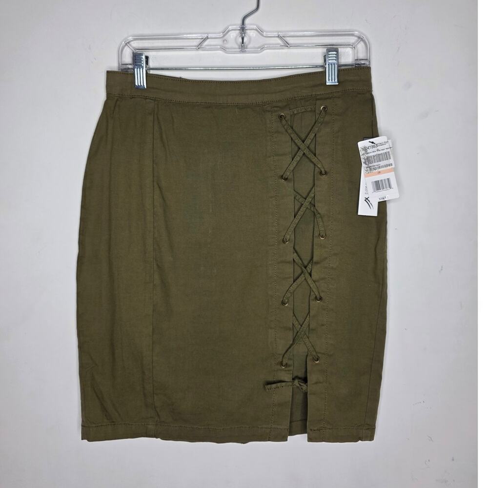 NWT William Rast green skirt with lace up details - 28